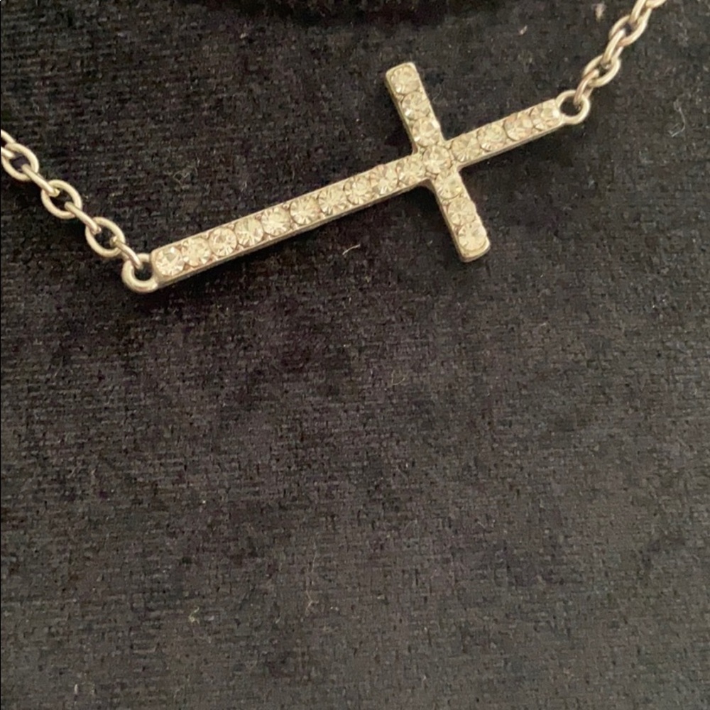 Silver Rhinestone Cross & Matching Bracelet - Picture 3 of 6